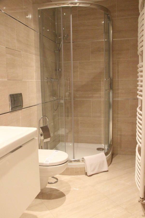 H+ Apartman Letiste Praha 아파트 외부 사진